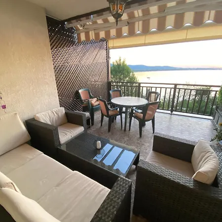 아파트 Santa Marina Sea View