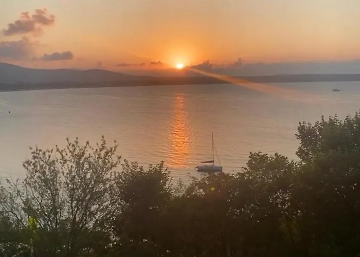 Διαμέρισμα Santa Marina Sea View *