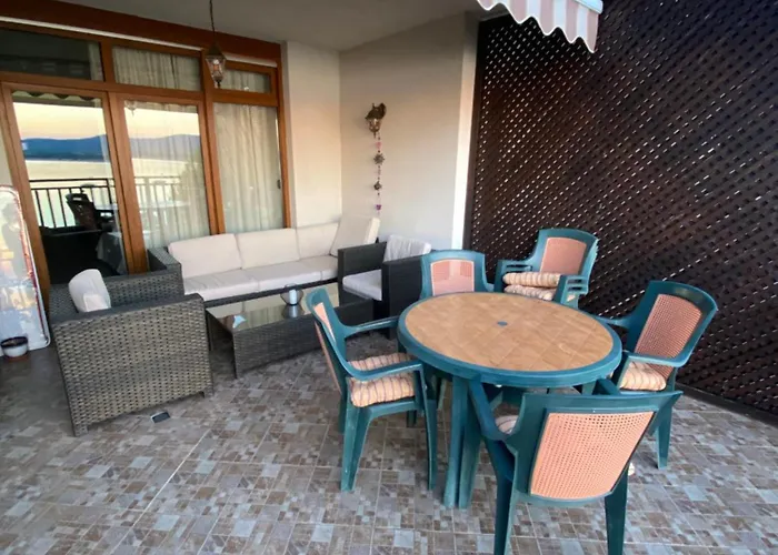 דירה Santa Marina Sea View