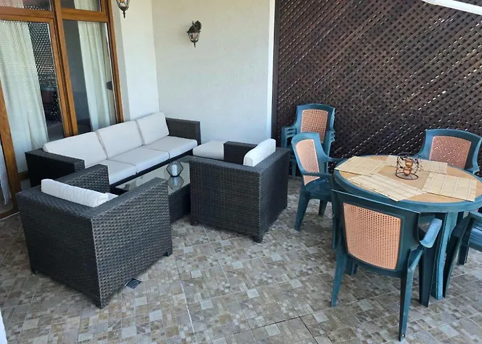 Santa Marina Sea View *